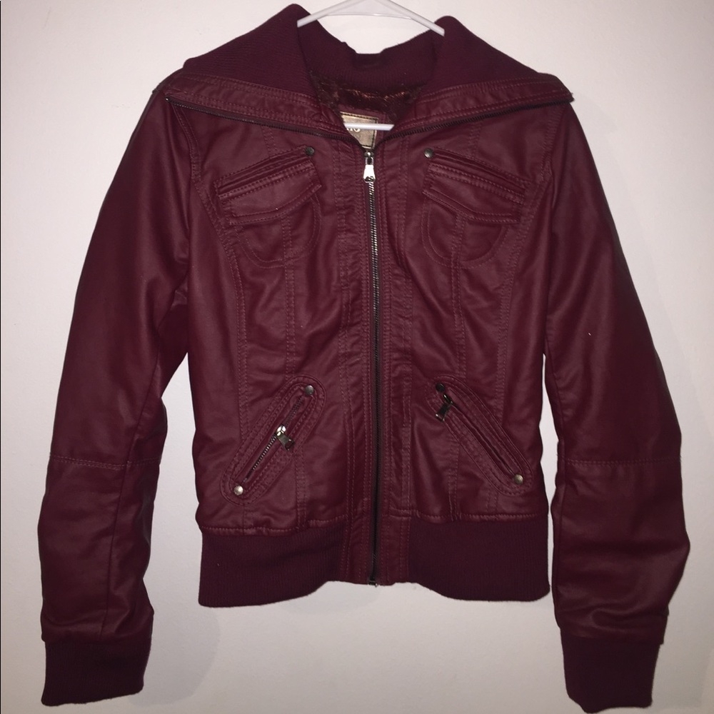 Super cute faux leather jacket